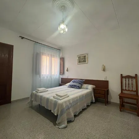 Hostal Sant Llop * 토르데라