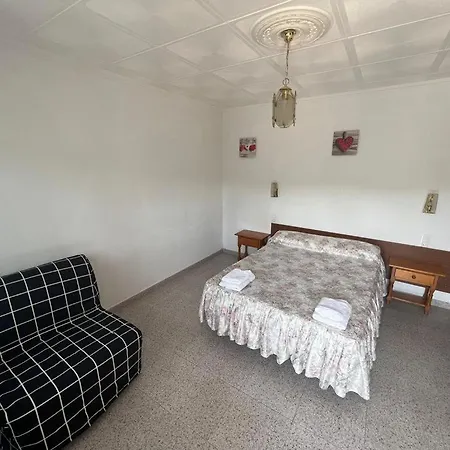 Hostal Sant Llop *