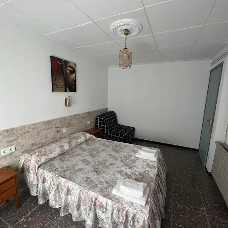 Hostal Sant Llop *