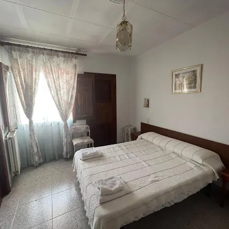 Hostal Sant Llop Inn Tordera