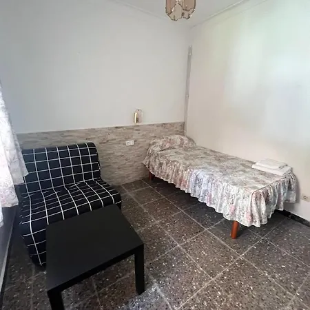 Inn Hostal Sant Llop *