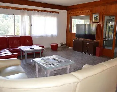 여관 Hostal Sant Llop